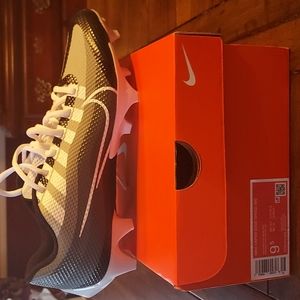 Nike Vapor Edge Speed Mens Football Cleats , Size 9.5